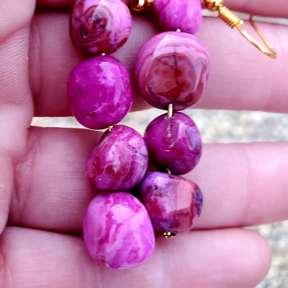 New Crazy Lace Agate Freeform Dangle Earrings. - Picture 4 of 13